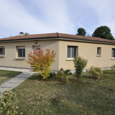 Maison à Louer Sur Boisseuil de 2011 avec 4 chambres de 107m², de plain pieds