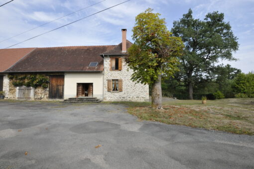 Grande maison en pierre avec grange proche Le VIGEN – Image 7