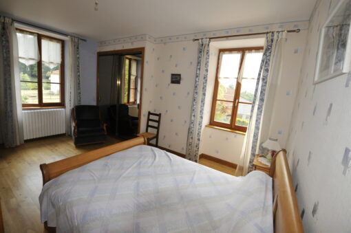 Grande maison en pierre avec grange proche Le VIGEN – Image 36