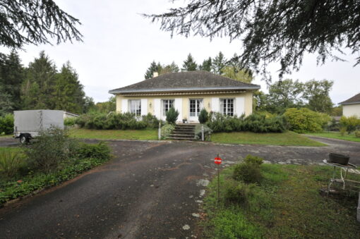 Maison avec Sous sol sur Feytiat sur Grand Terrain – Image 3