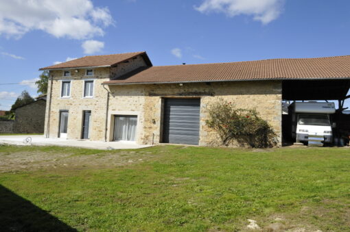 Propriété en Pierre avec Dépendances sur St paul – Image 15
