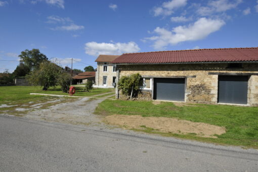 Propriété en Pierre avec Dépendances sur St paul – Image 5