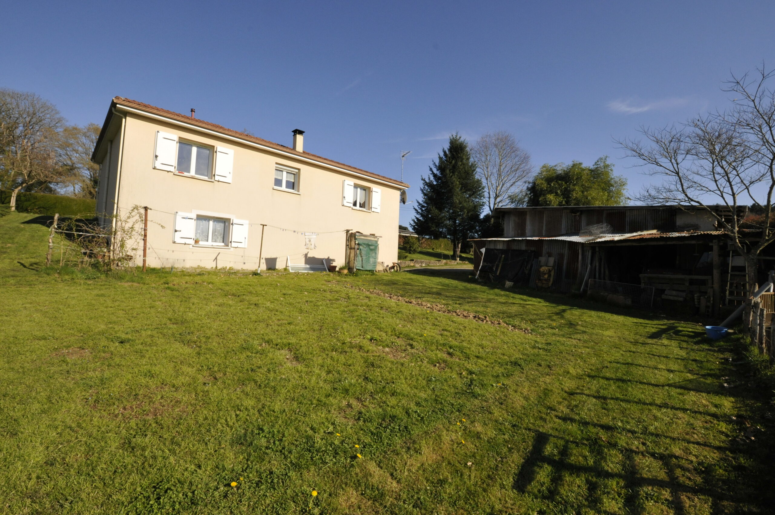 Maison de 2007 sur grand terrain dans secteur au calme 25 min de Limoges – Image 17