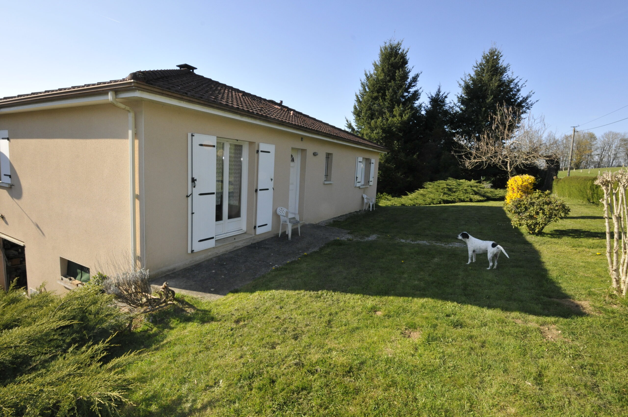 Maison de 2007 sur grand terrain dans secteur au calme 25 min de Limoges
