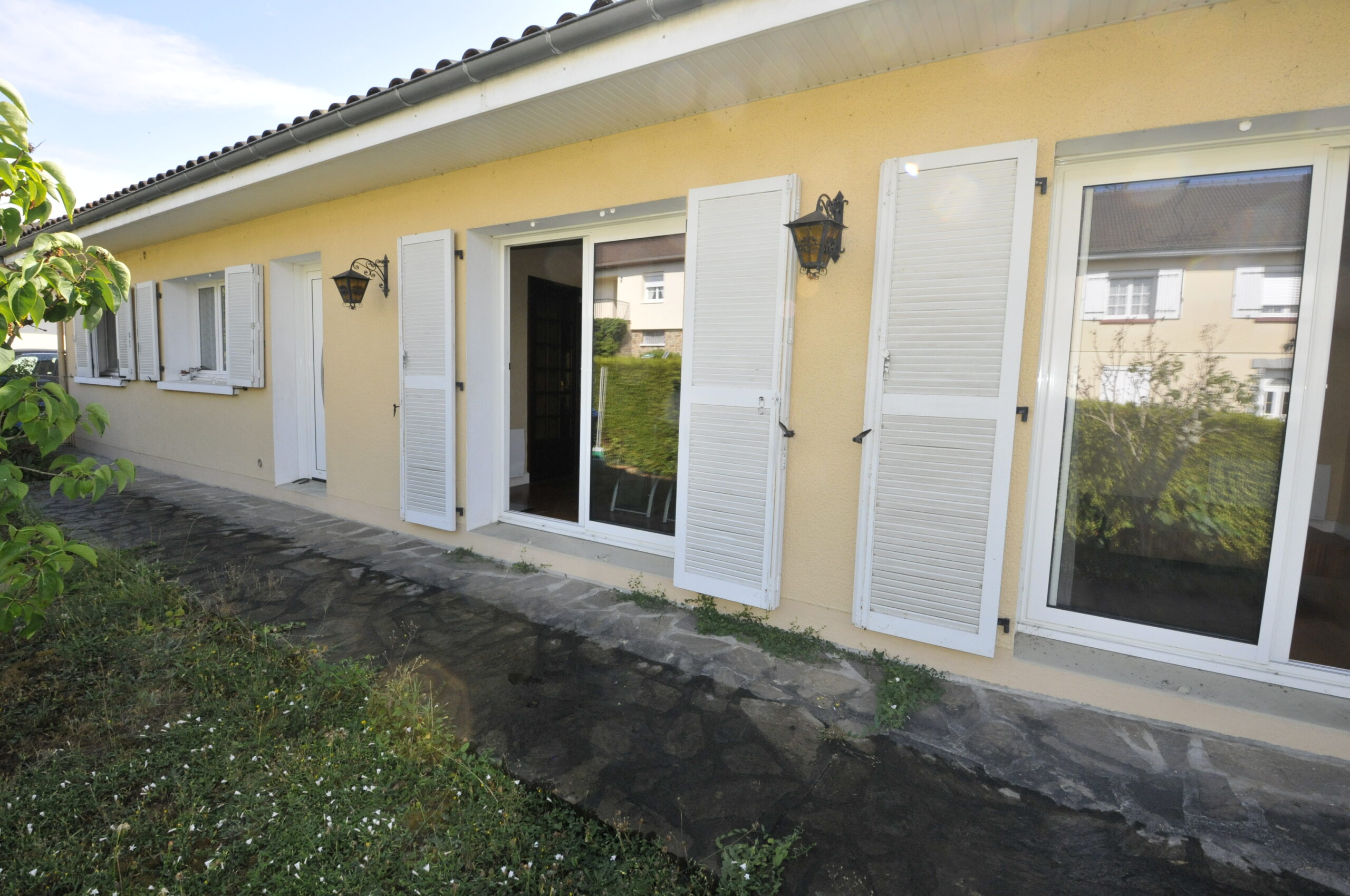 Maison à Louer 115 m² habitable Condat Sur Vienne, au calme – Image 2