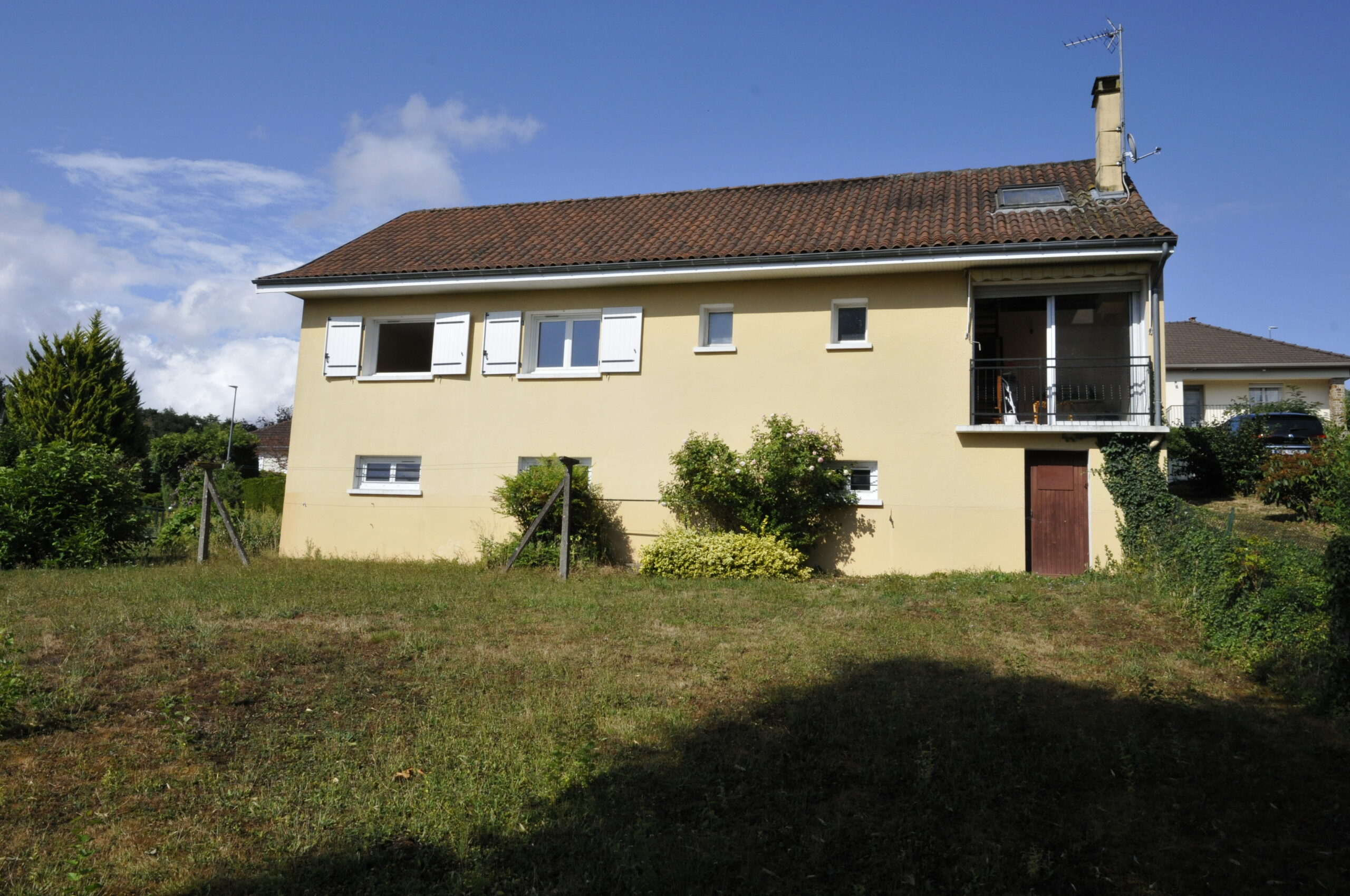 Maison à Louer 115 m² habitable Condat Sur Vienne, au calme – Image 9