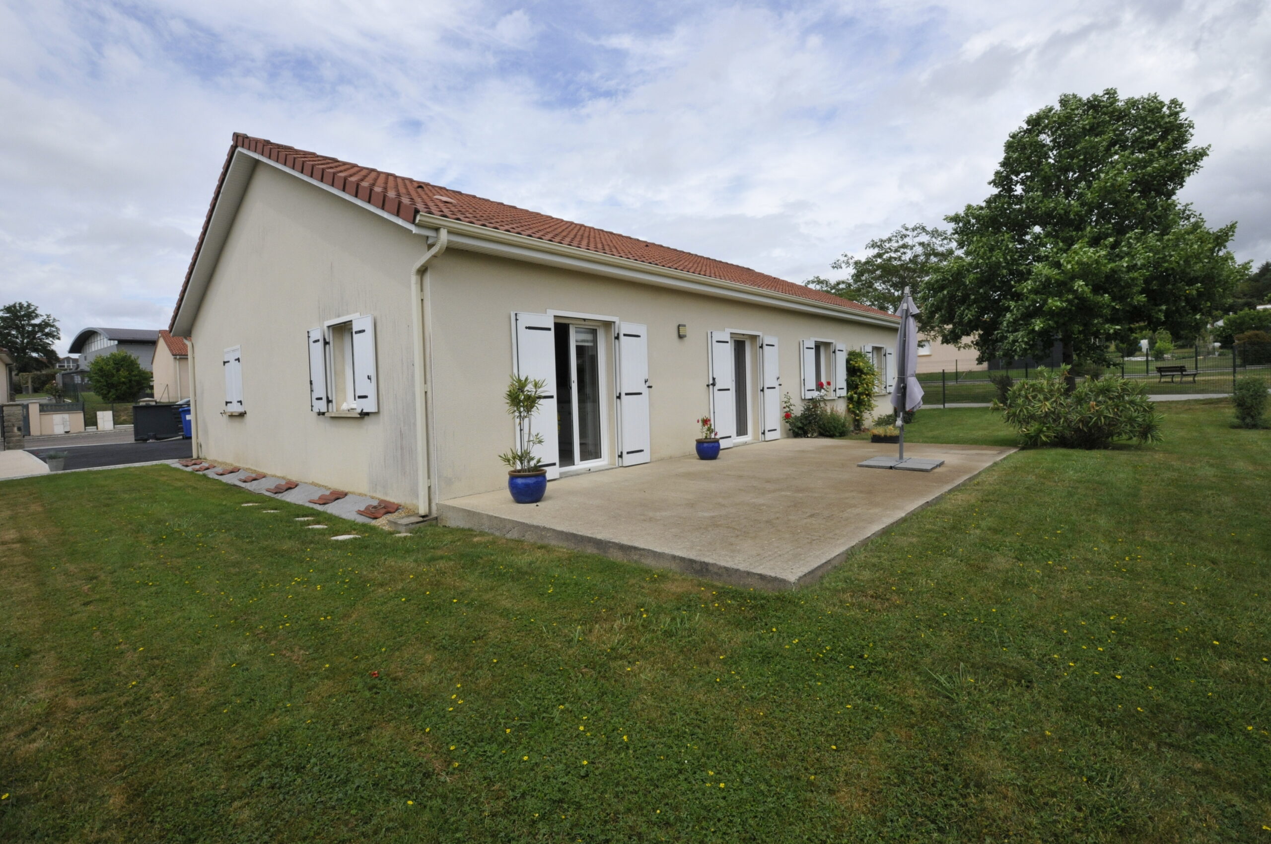 Maison de plain pieds de 96m² construite en 2009 sur Boisseuil sur terrain de 866m² – Image 7