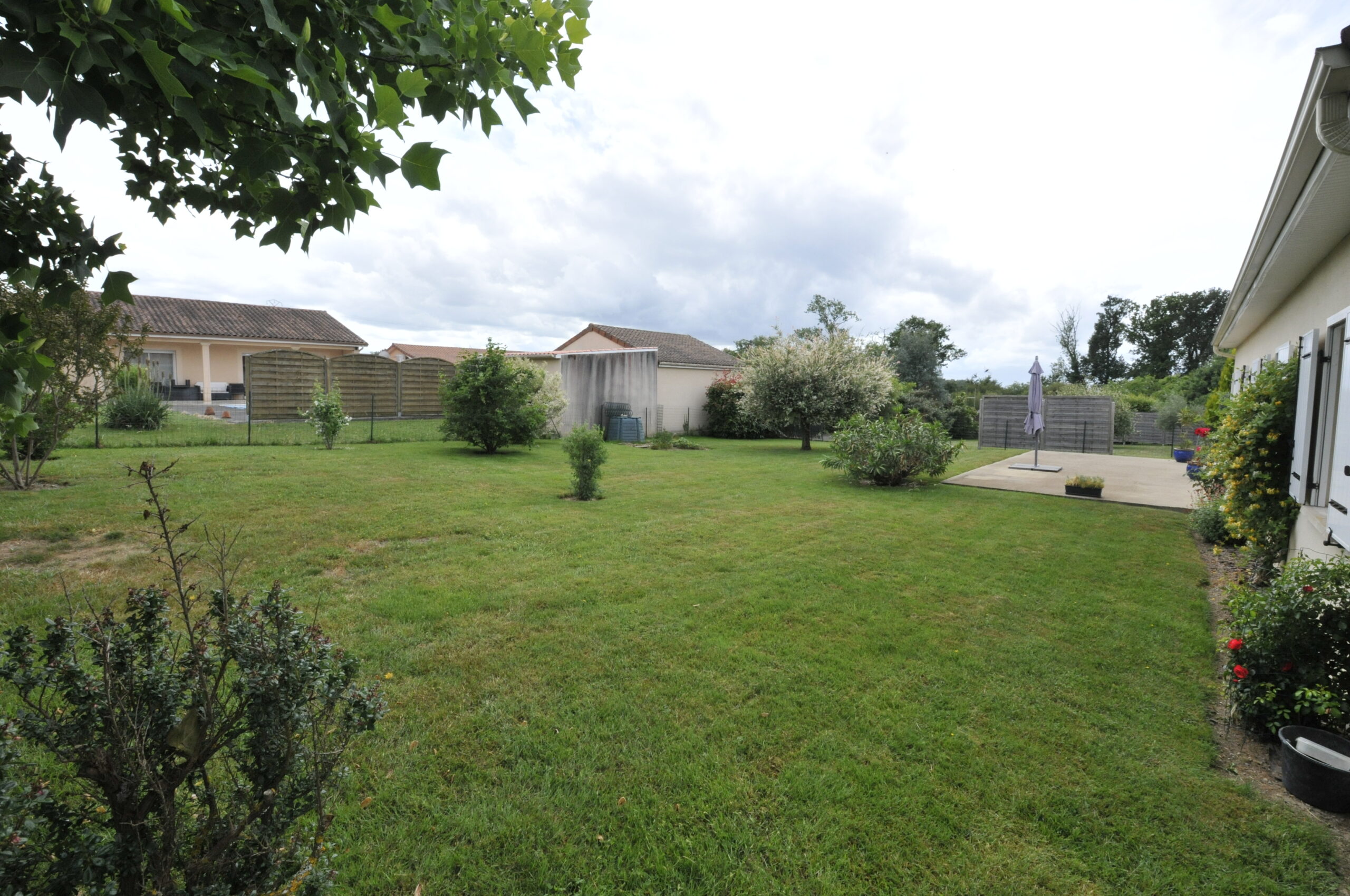 Maison de plain pieds de 96m² construite en 2009 sur Boisseuil sur terrain de 866m² – Image 12