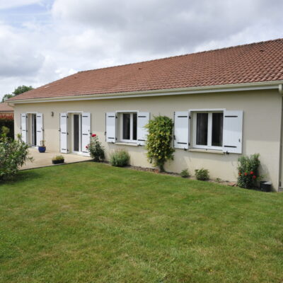 Maison de plain pieds de 96m² construite en 2009 sur Boisseuil sur terrain de 866m²