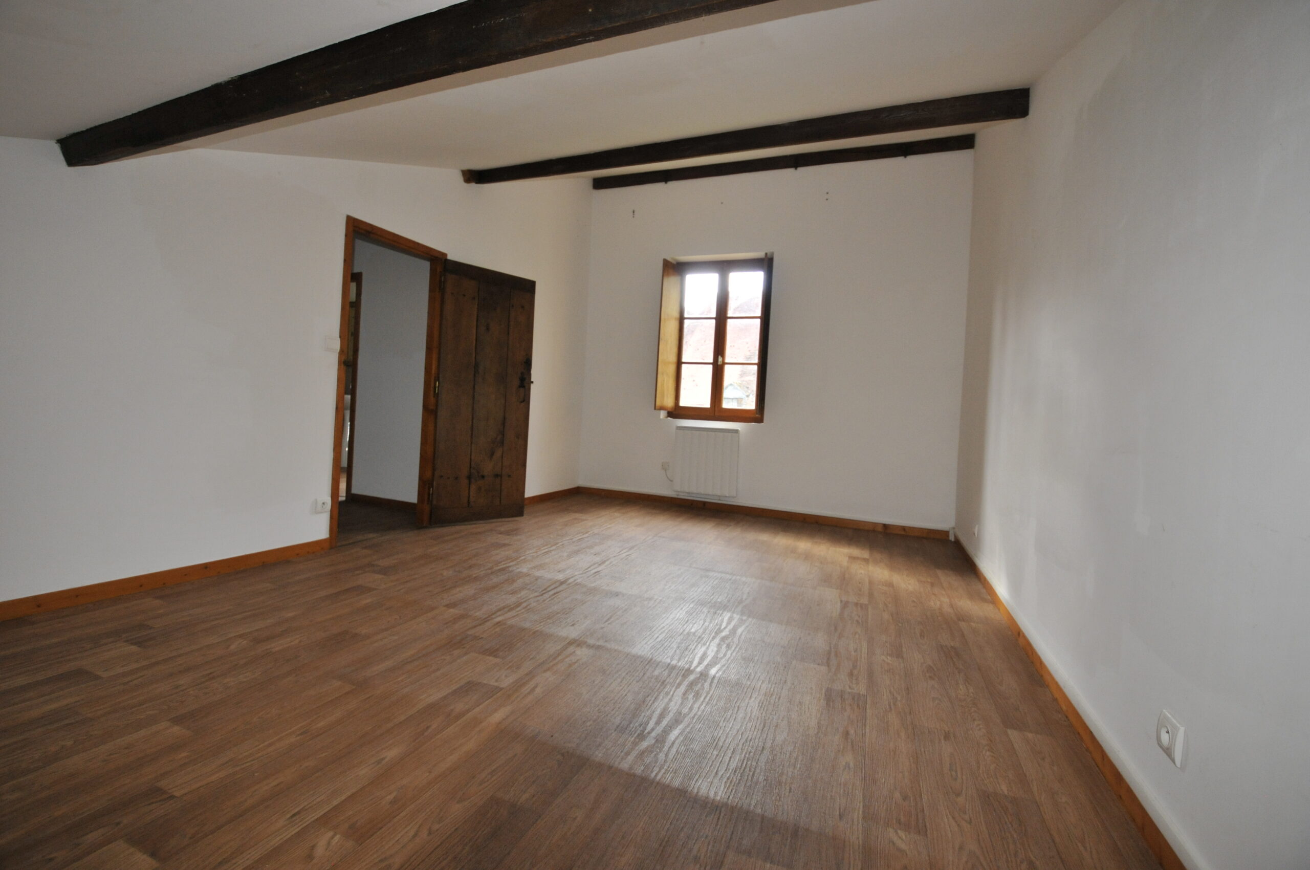 Maison avec jardin de type 2 dans le bourg de Magnac Bourg – Image 11