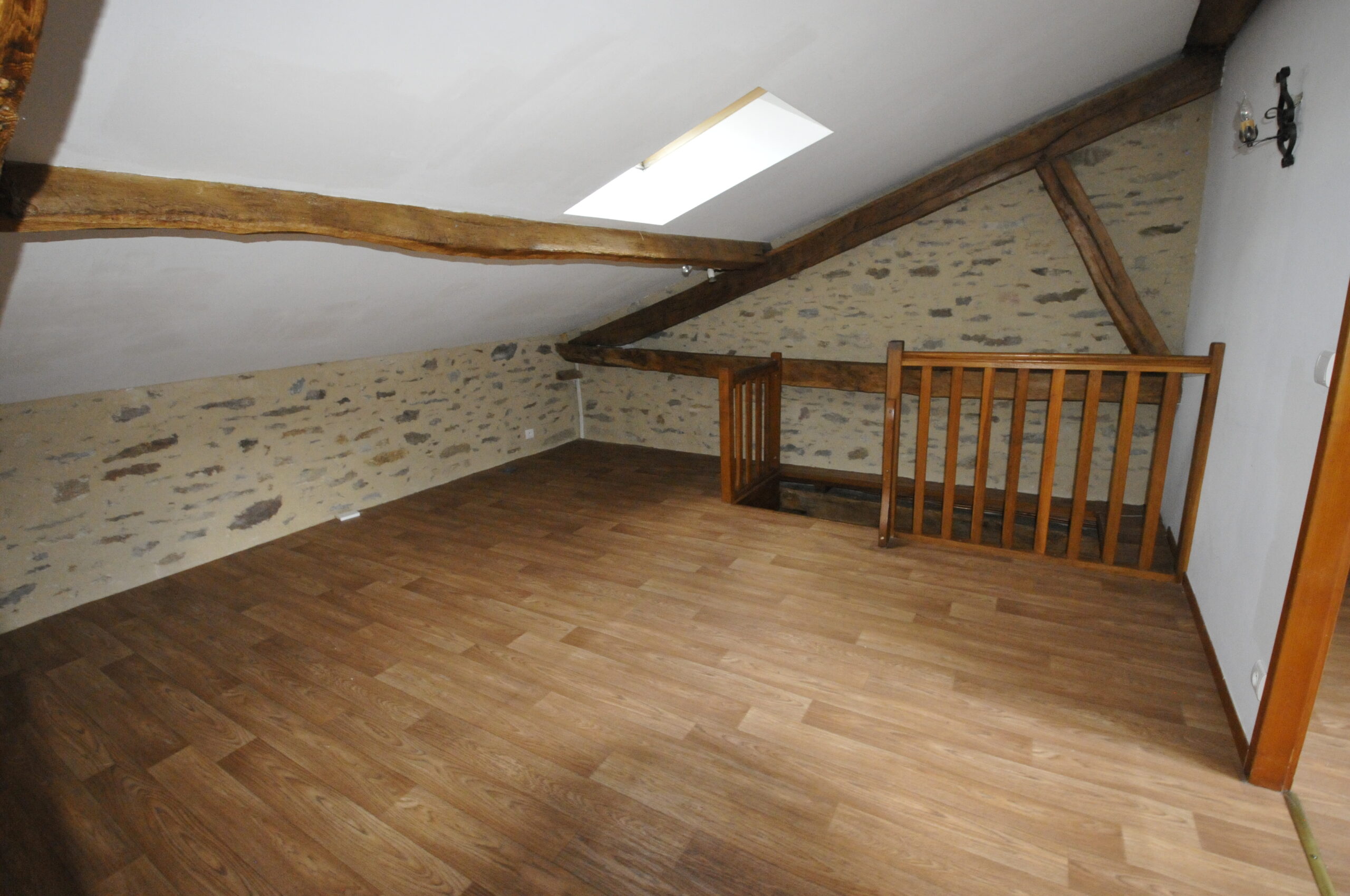 Maison avec jardin de type 2 dans le bourg de Magnac Bourg – Image 10