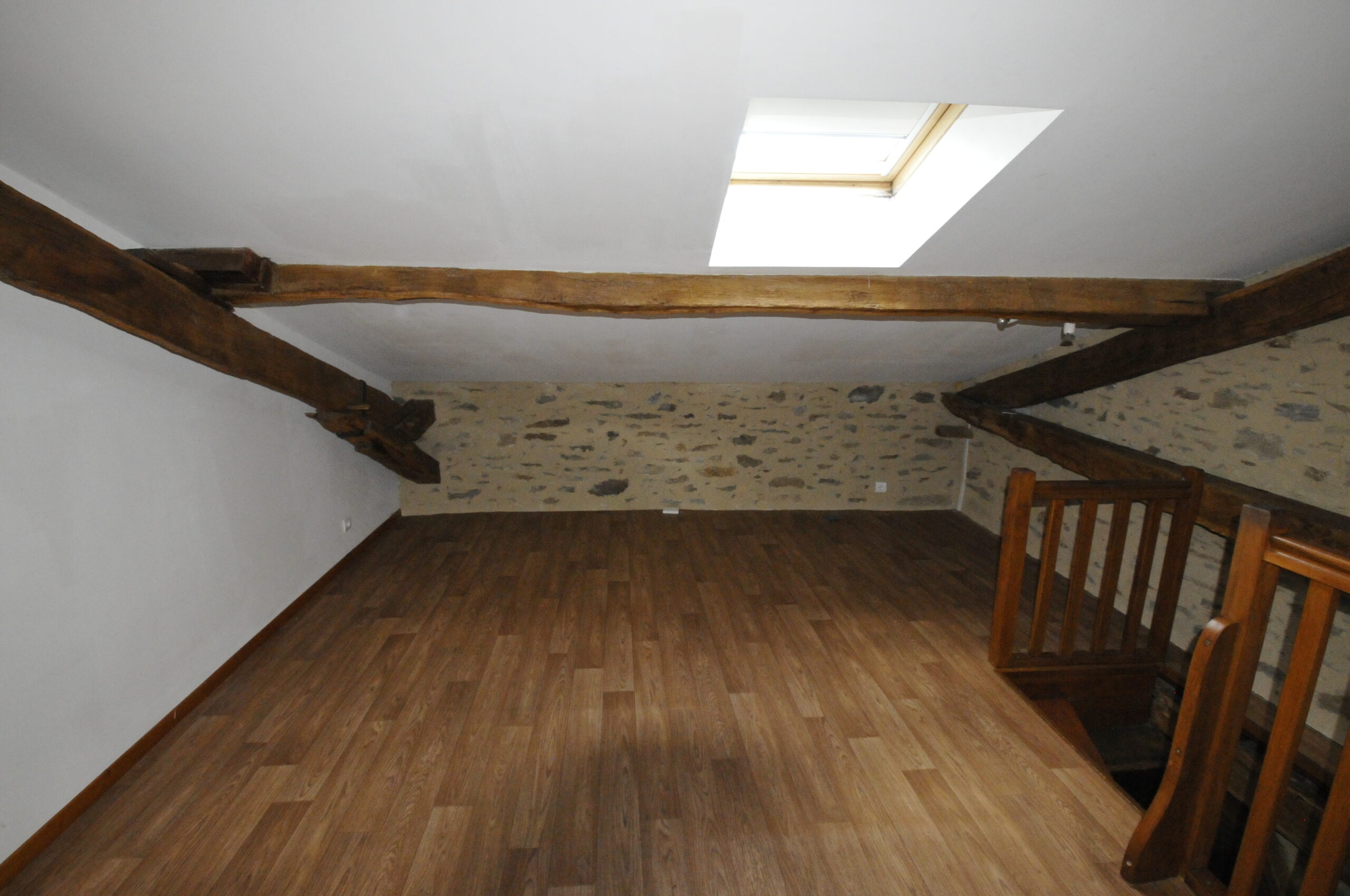 Maison avec jardin de type 2 dans le bourg de Magnac Bourg – Image 7