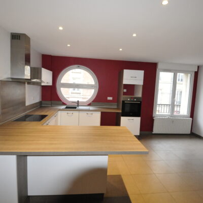 Grand Appartement de type 4 avec garage Hyper centre Limoges