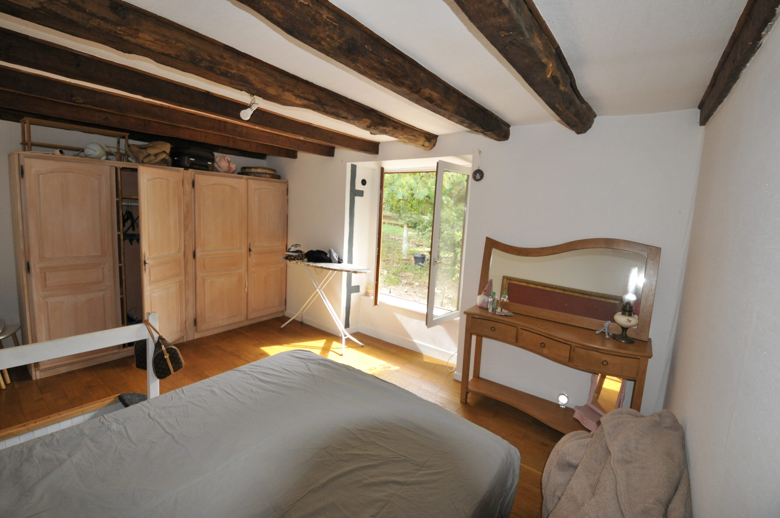 Magnifique Maison en Pierre de 157m2 à FEYTIAT. – Image 49